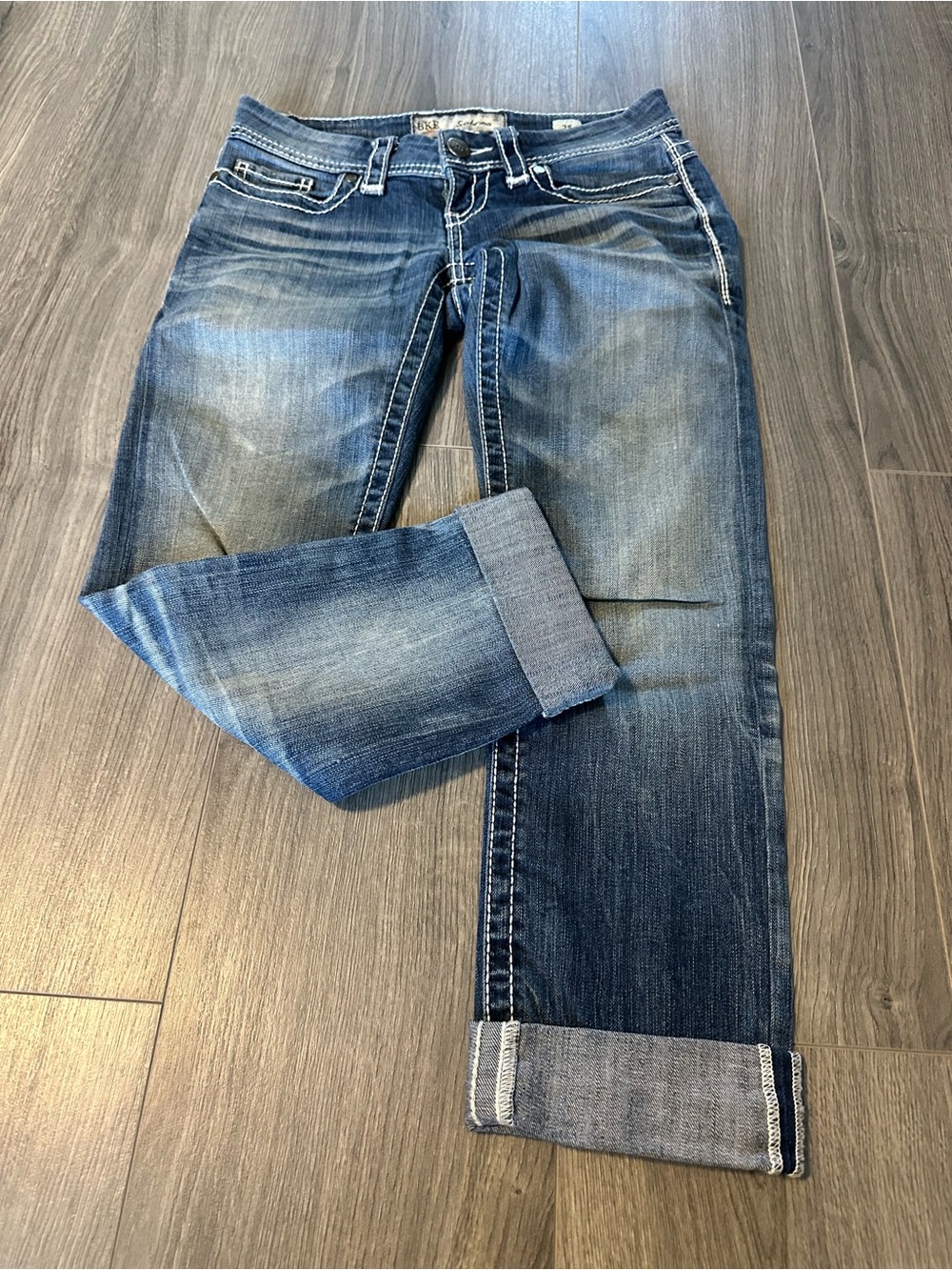 BKE Women's Sabrina Washed Blue Straight Jeans